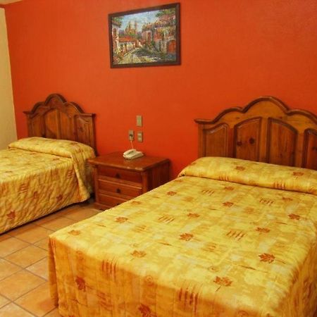Hotel Oaxaca Dorado Экстерьер фото
