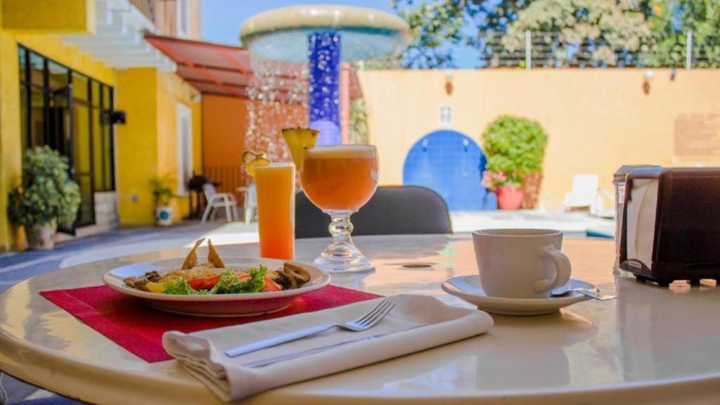 Hotel Oaxaca Dorado Экстерьер фото